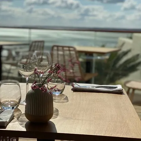L'albatros 酒店 圣特罗让莱班