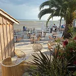 L'albatros 圣特罗让莱班