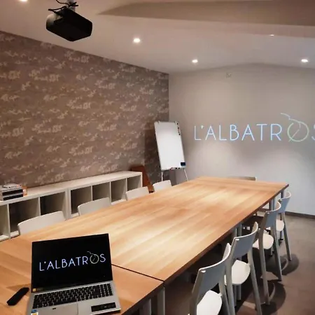Отель L'albatros 3*