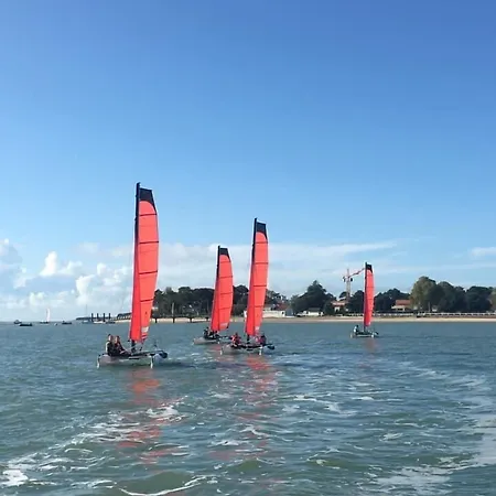 L'albatros ホテル 3*