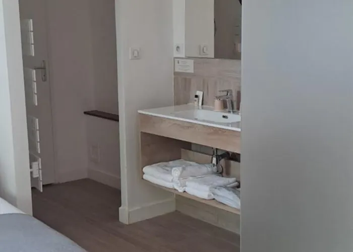 L'albatros 圣特罗让莱班