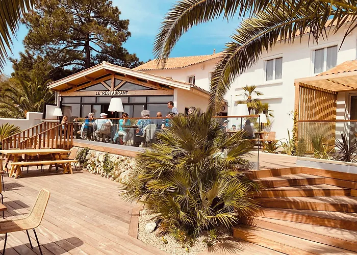 酒店 L'albatros 圣特罗让莱班